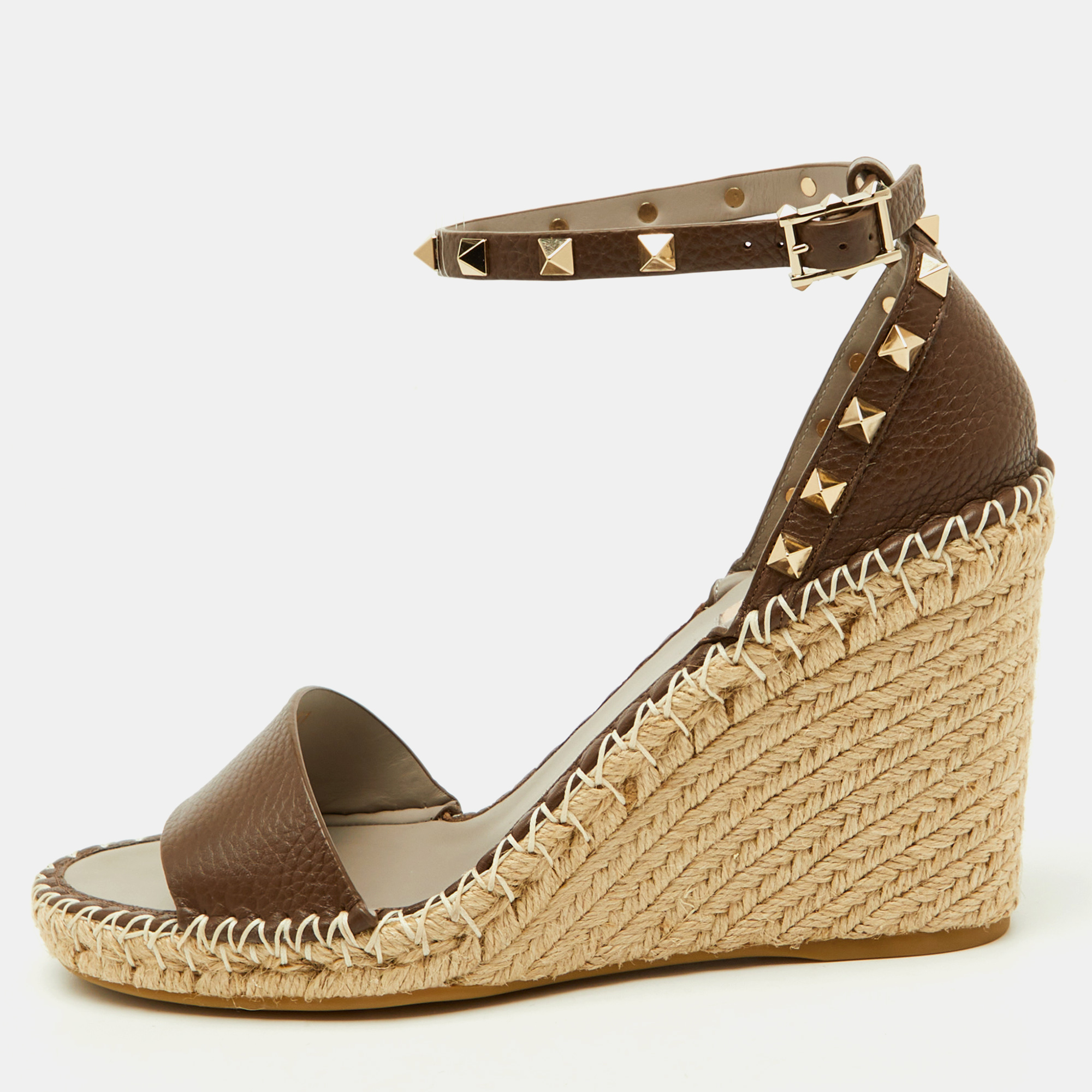 Pre-owned Valentino Garavani Brown Leather Rockstud Ankle Strap Espadrille Wedge Sandals Size 41