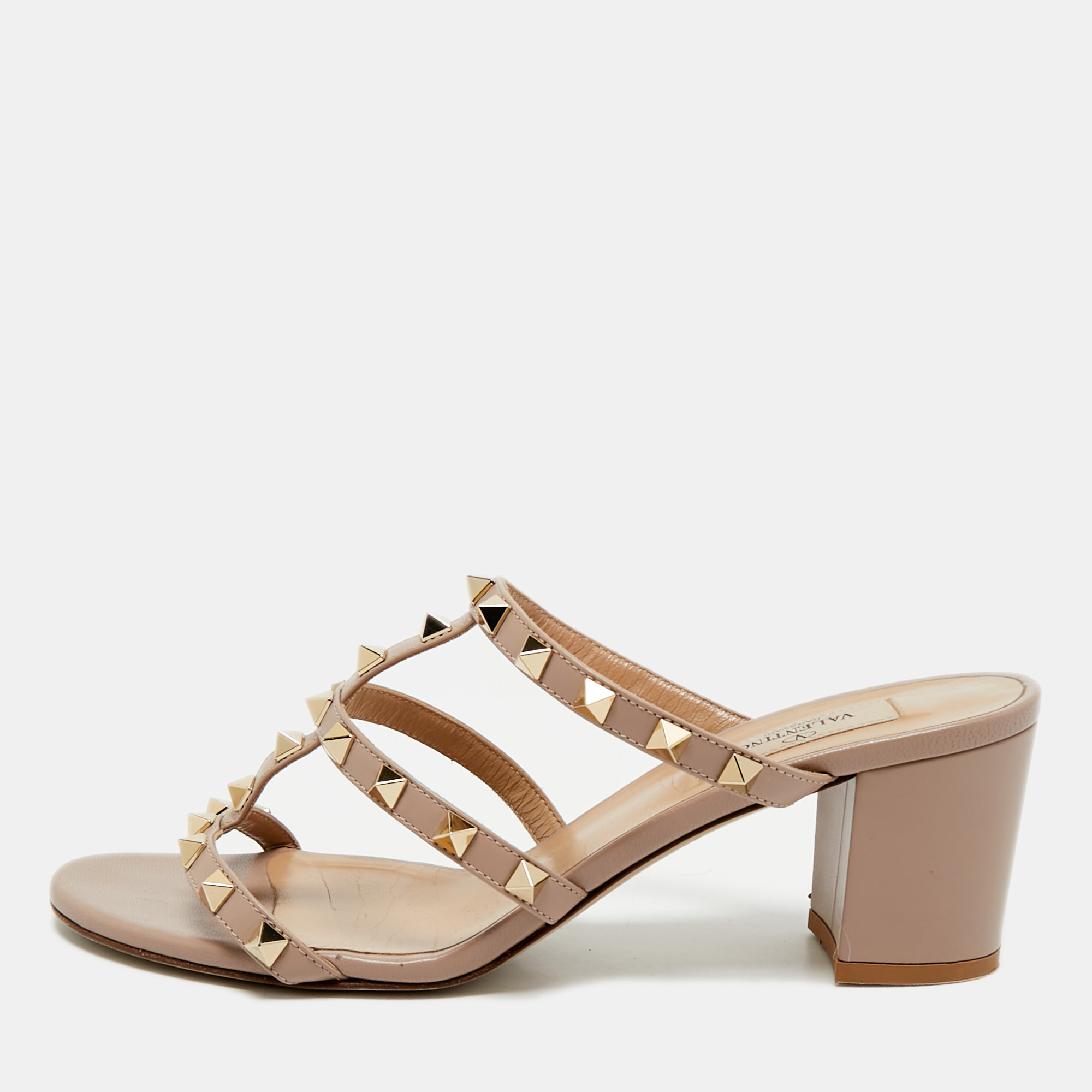Pre-owned Valentino Garavani Beige Leather Rockstud Slide Sandals Size 39