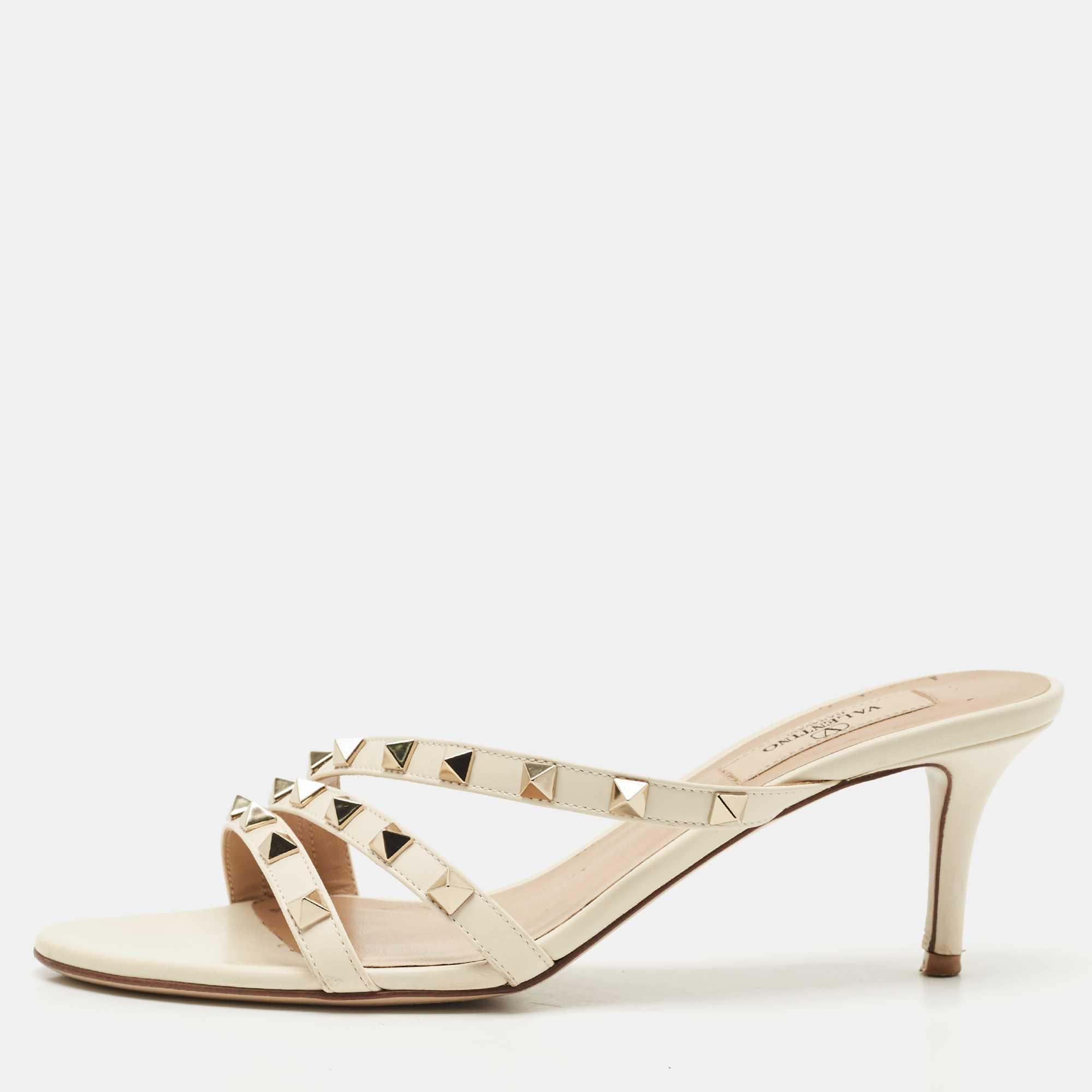 

Valentino Light Cream Leather Rockstud Slide Sandals Size