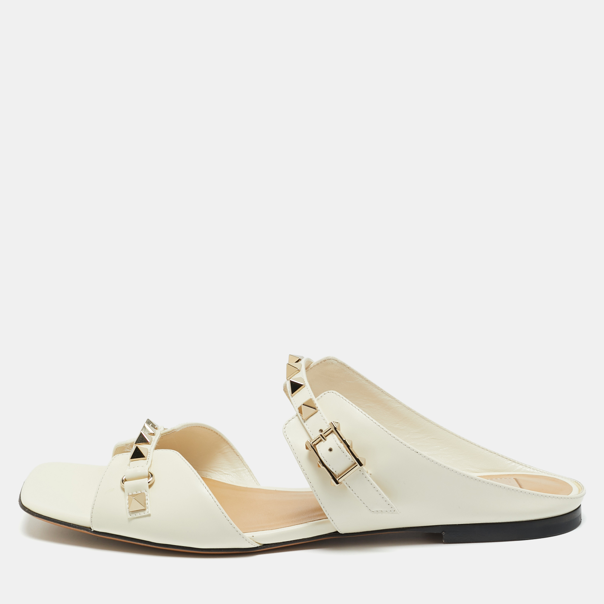 Pre-owned Valentino Garavani Off White Leather Rockstud Flat Slides Size 39