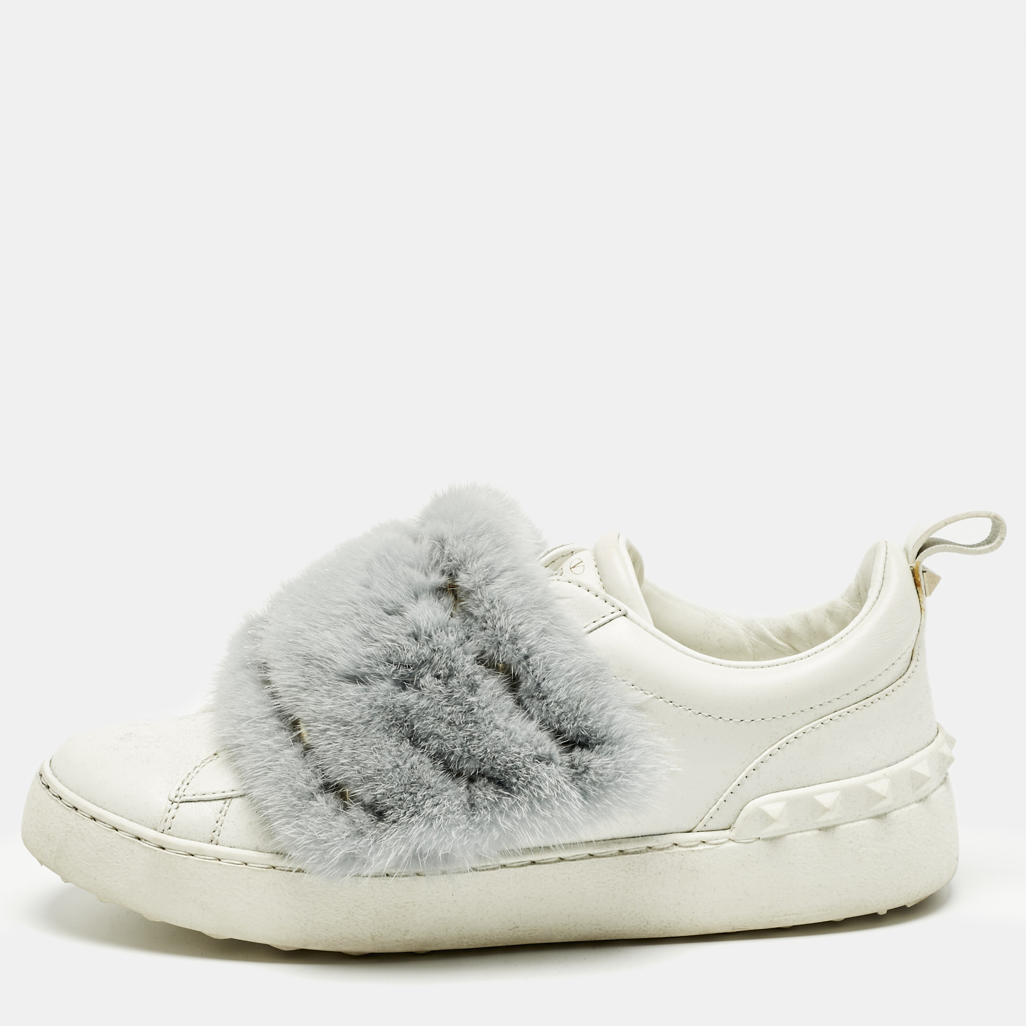 Valentino White/Blue Mink Fur And Leather Rockstud Low Top Sneakers Size 37.5