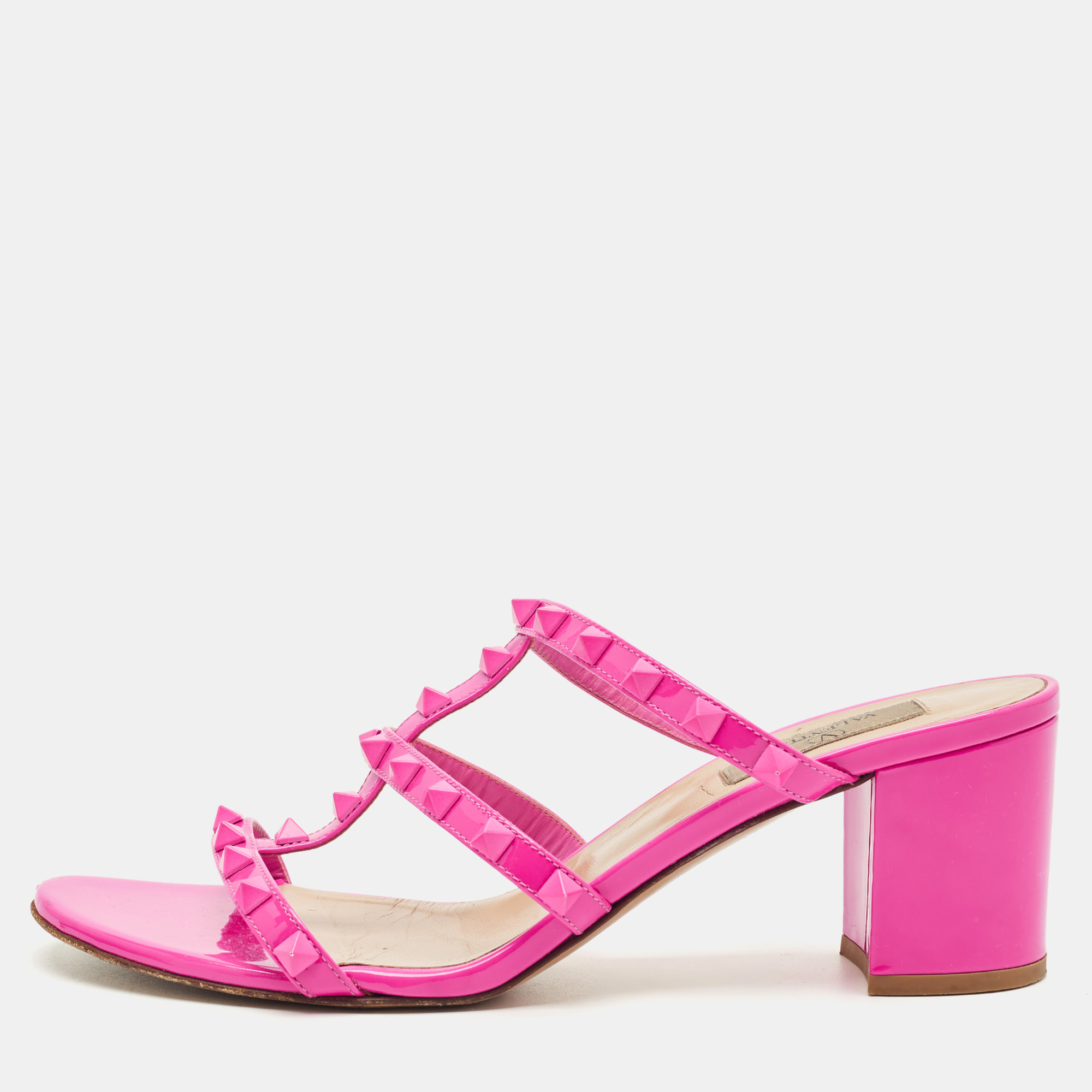 

Valentino Pink Patent Leather Rockstud Slide Sandals Size