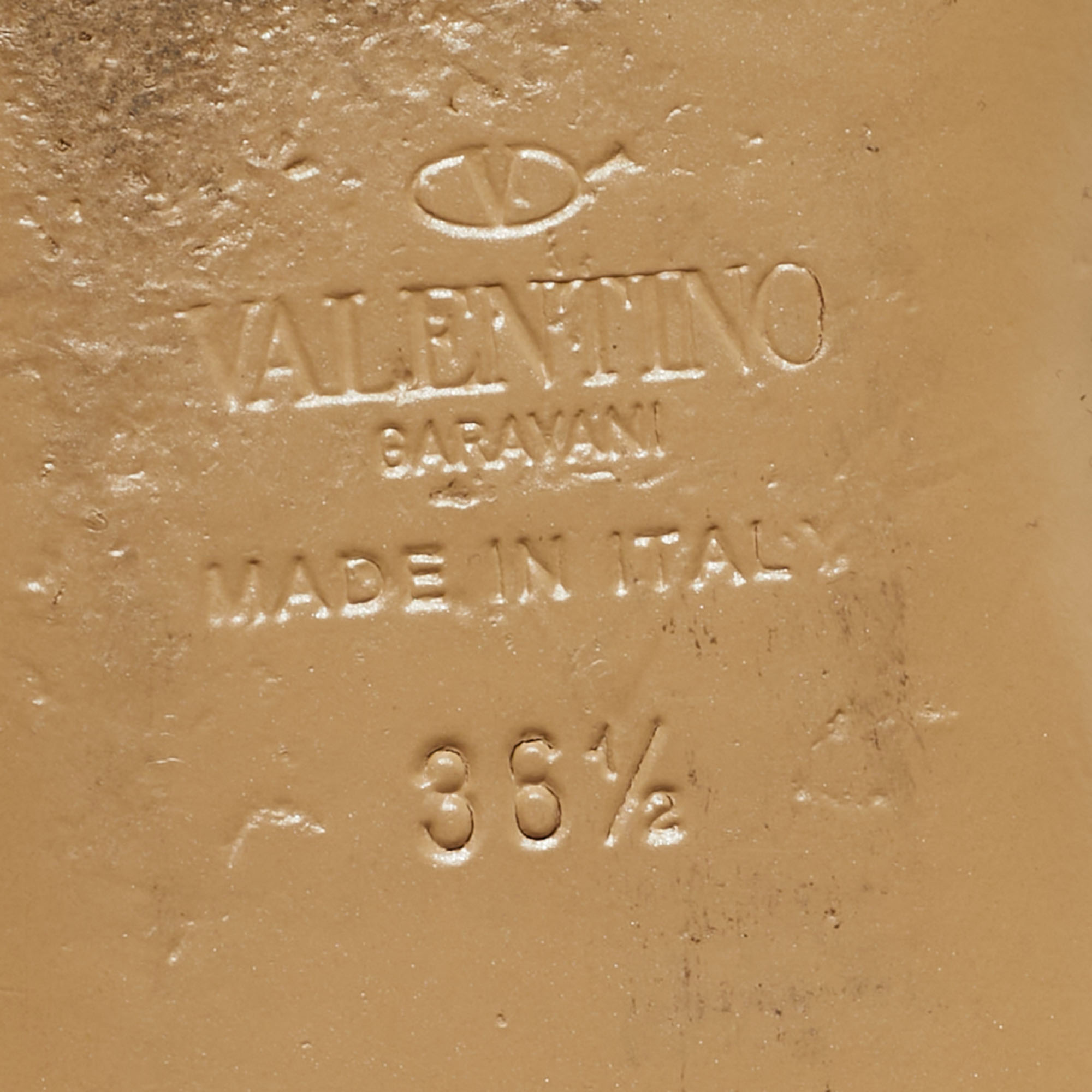 

Valentino Brown Leather Rockstud Ankle Strap Thong Sandals Size