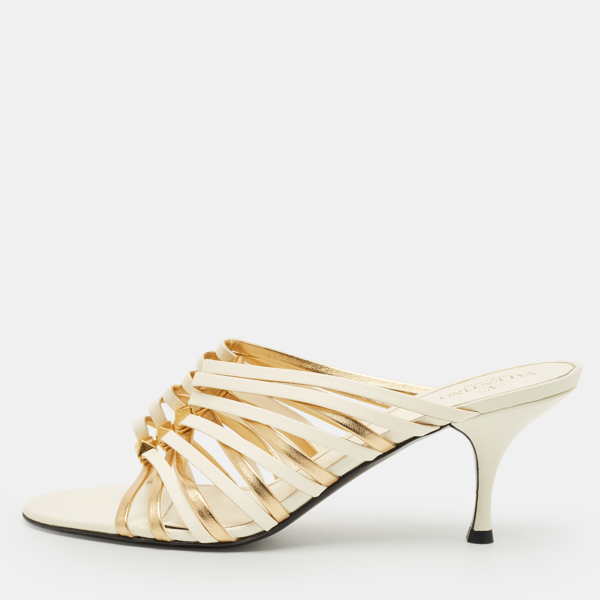 Pre-owned Valentino Garavani Cream Leather Rockstud Slide Sandals Size 40.5 In White