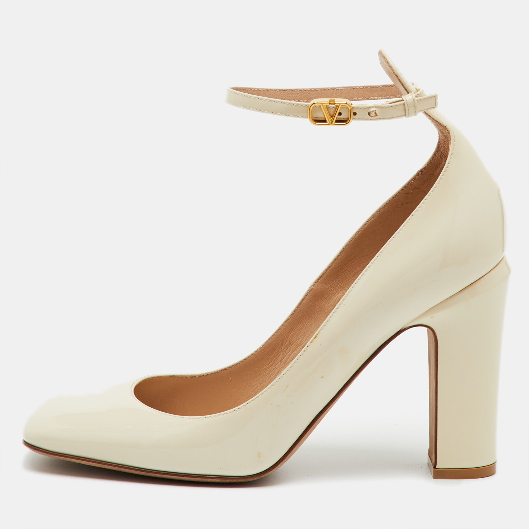 

Valentino Cream Patent Leather Tango Ankle Strap Pumps Size
