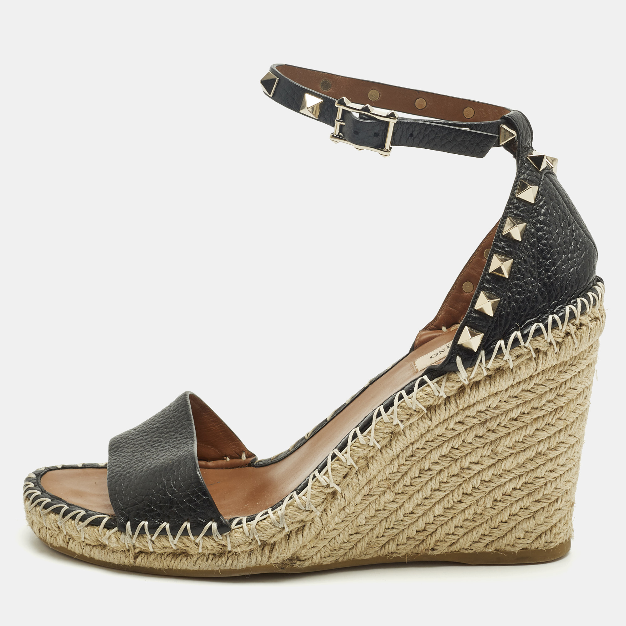 VALENTINO GARAVANI Pre-owned Rockstud Size 39 Black Leather Wedge Sandals