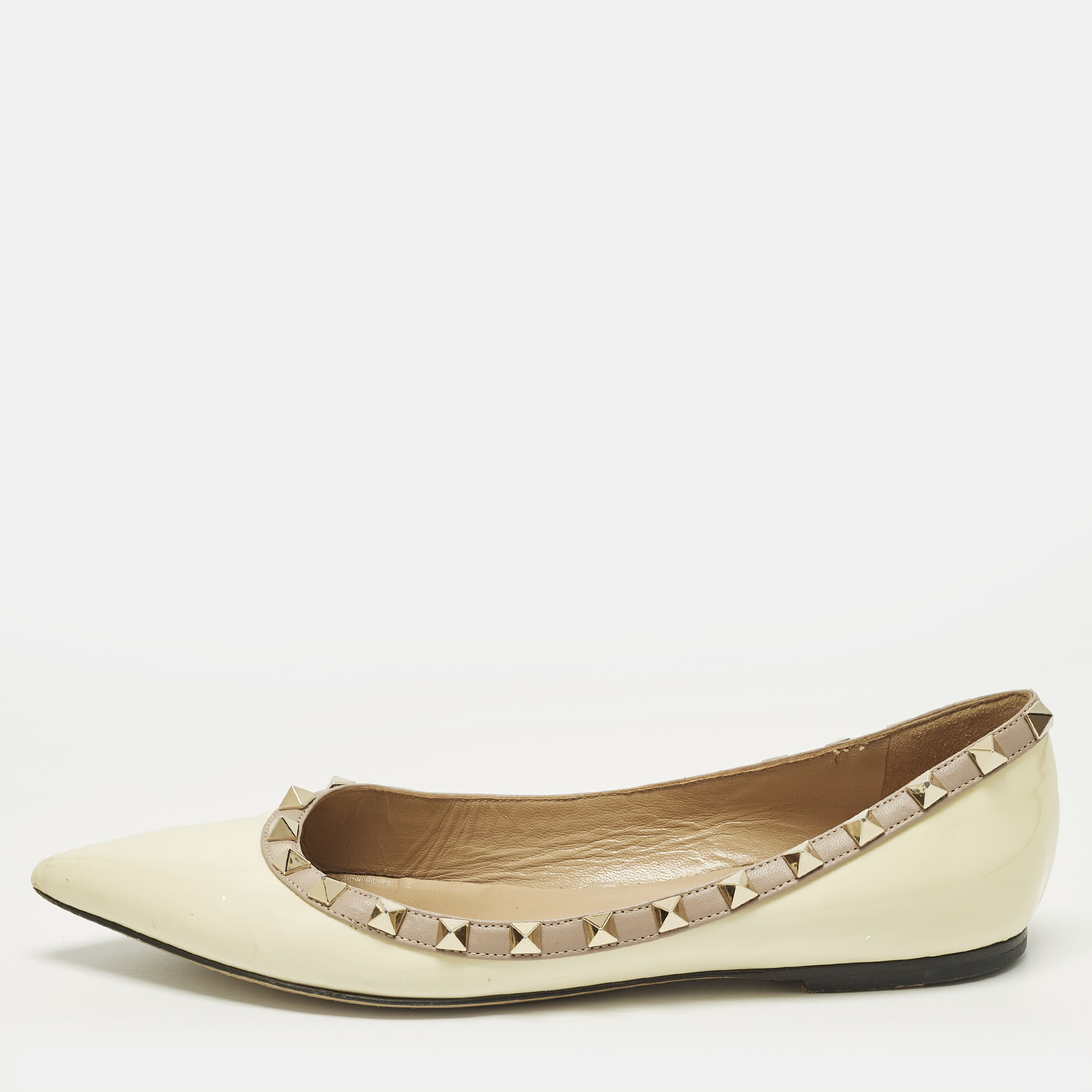 

Valentino Rockstud Size  Cream Leather and Patent Leather Ballet Flats