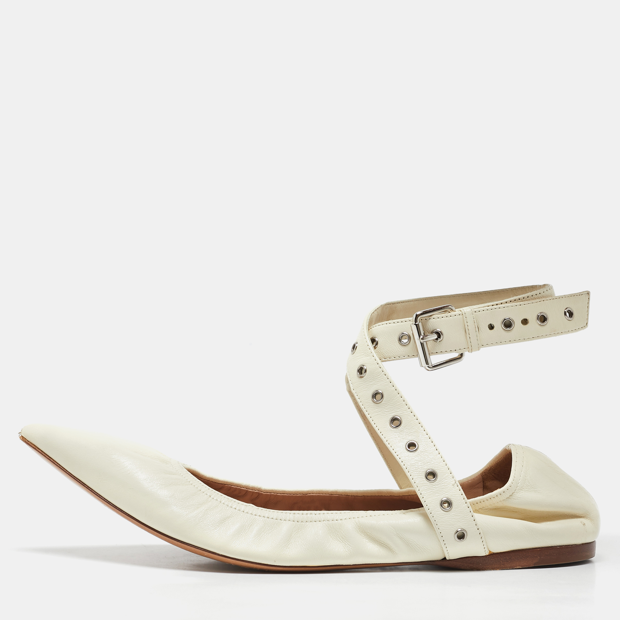 

Valentino Love Latch Size  White Leather Cross Strap Ballet Flats