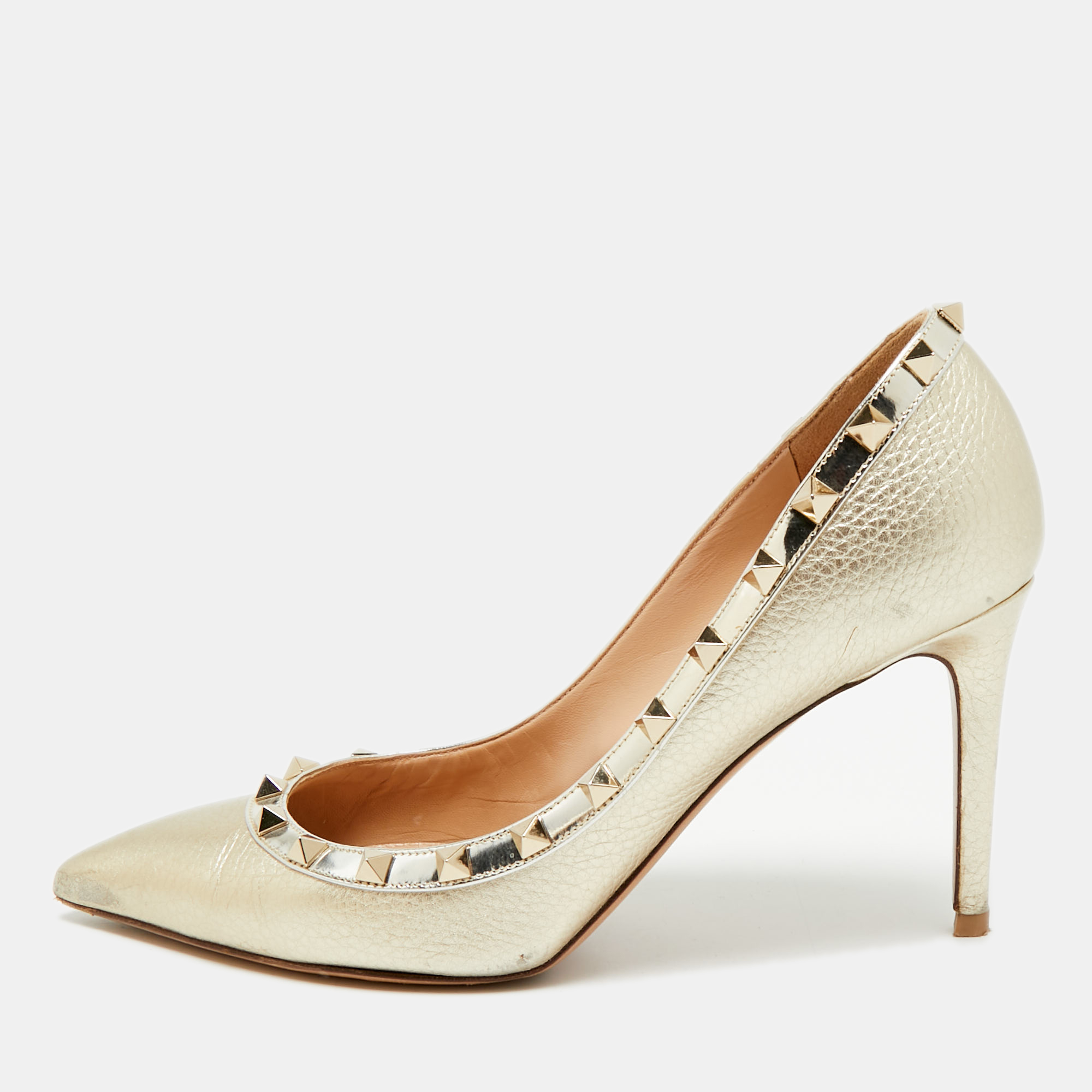 

Valentino Rockstud Size  Metallic Leather Pumps
