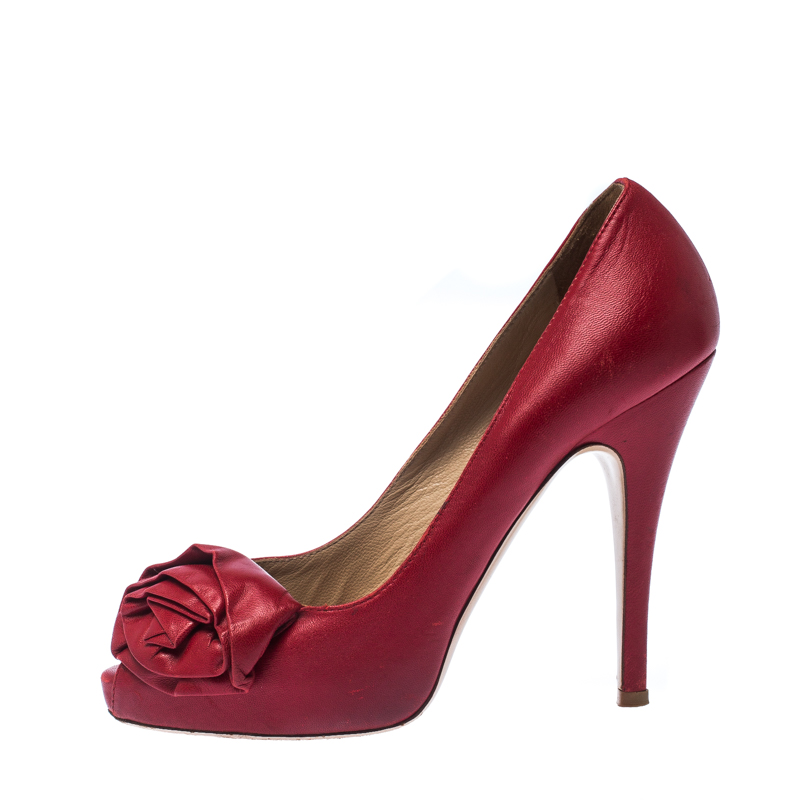 

Valentino Red Leather Rose Accented Peep Toe Pumps Size