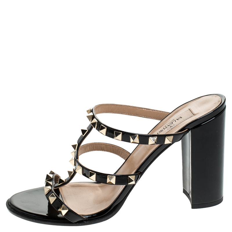 

Valentino Black Patent Leather Rockstud Caged Sandals Size