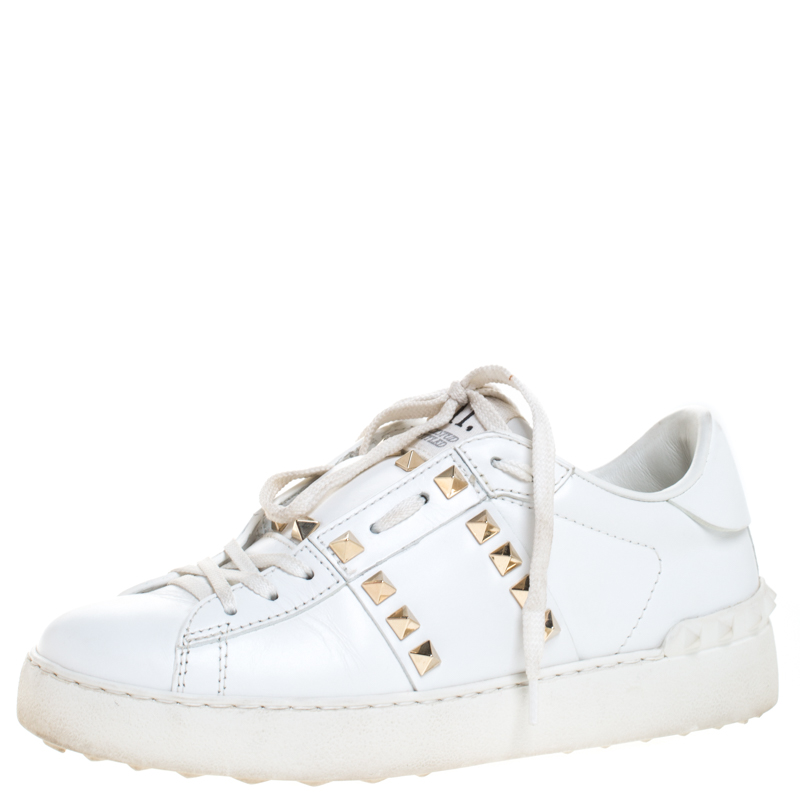 Pre Owned Valentino White Leather Rockstud Untitled Low Top Sneakers Size 35.5