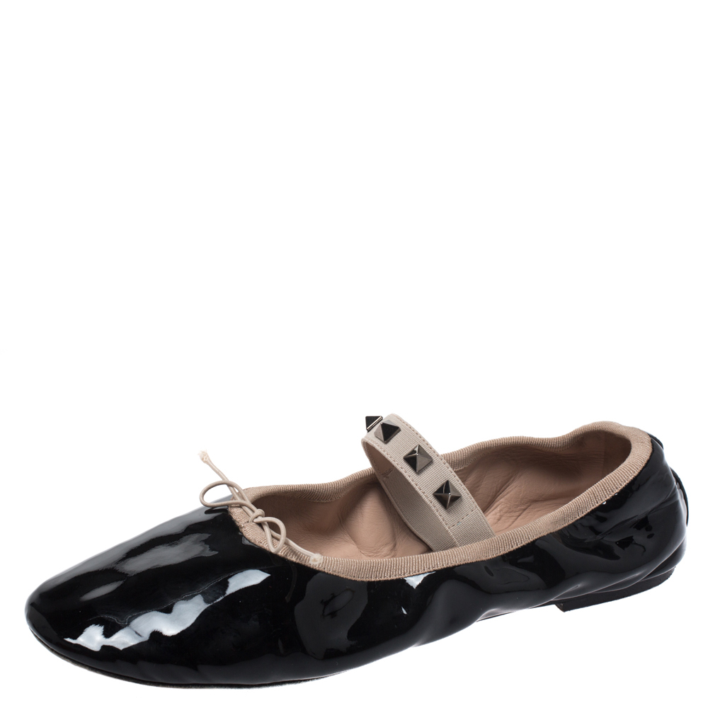 Pre-owned Valentino Garavani Black Patent Leather Rockstud Ballet Flats Size 39
