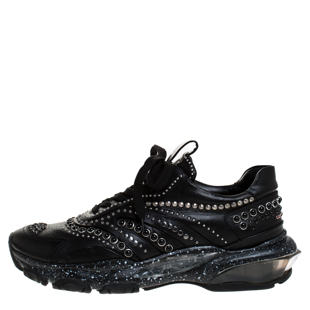 

Valentino Black Leather Studded Low Top Sneakers Size