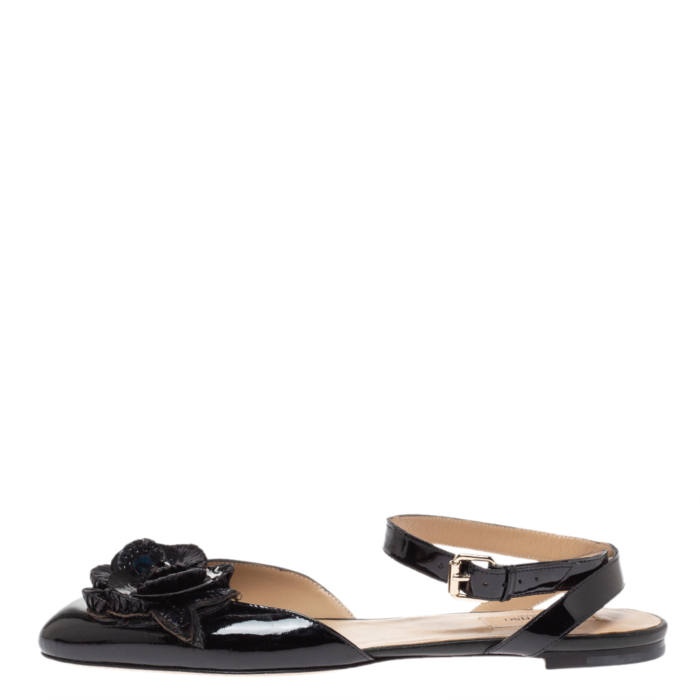 

Valentino Black Patent Leather Flower Detail Ankle Wrap Flat Sandals Size