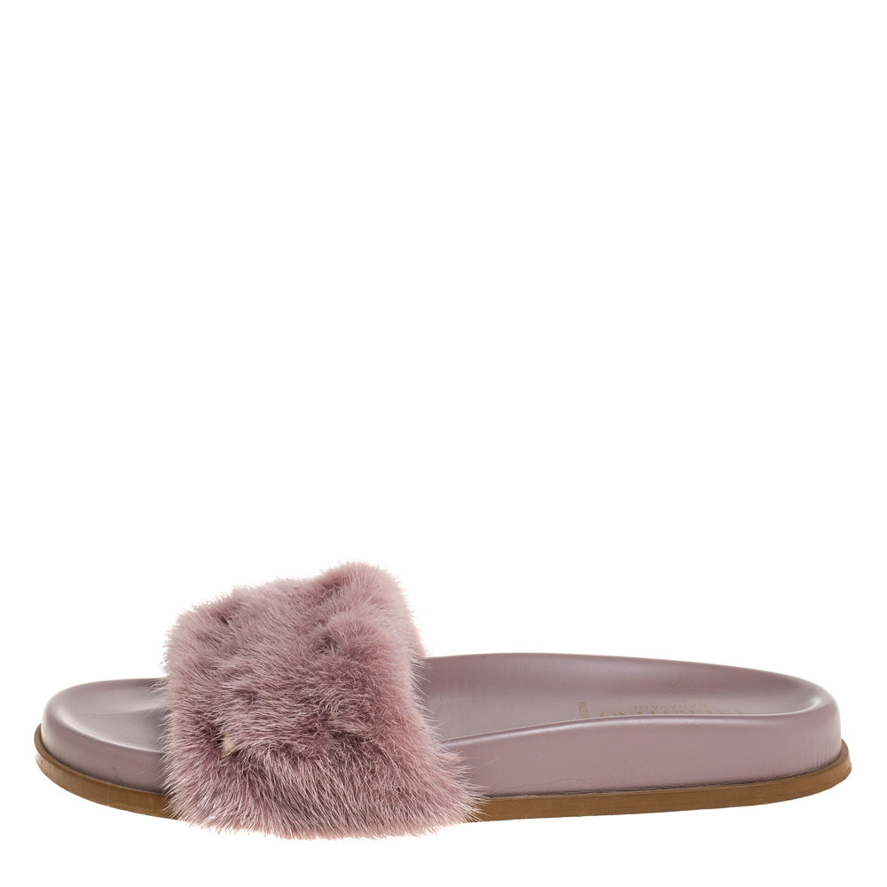 

Valentino Beige Mink Fur Rockstud Flat Slides Size