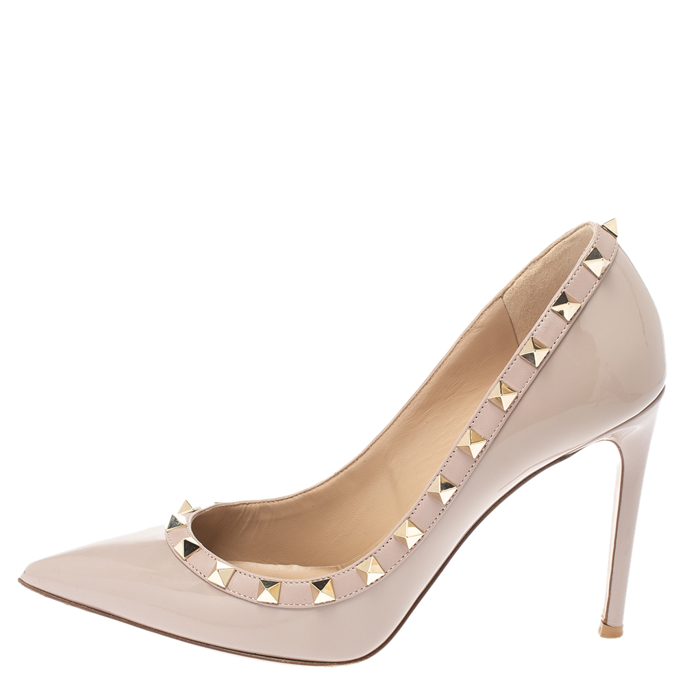 

Valentino Beige Patent Leather Rockstud Pointed Toe Pumps Size