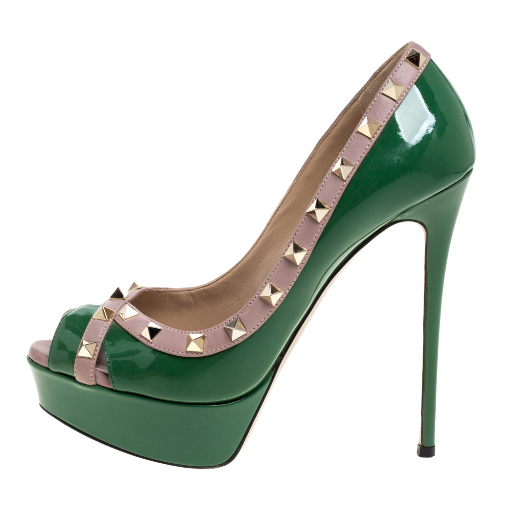 

Valentino Green Patent Leather Rockstud Peep Toe Pumps Size