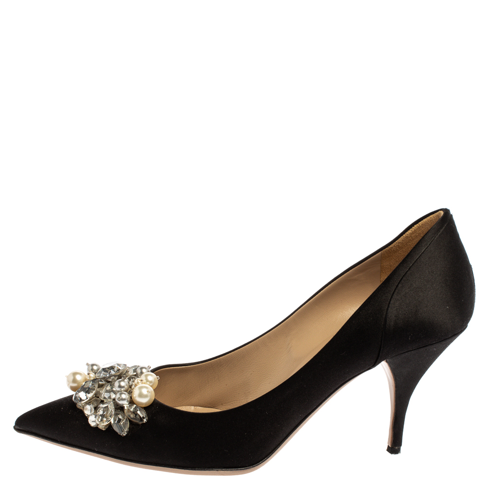 

Valentino Black Satin Crystal and Pearl Embellished Pointed Toe Pumps Size