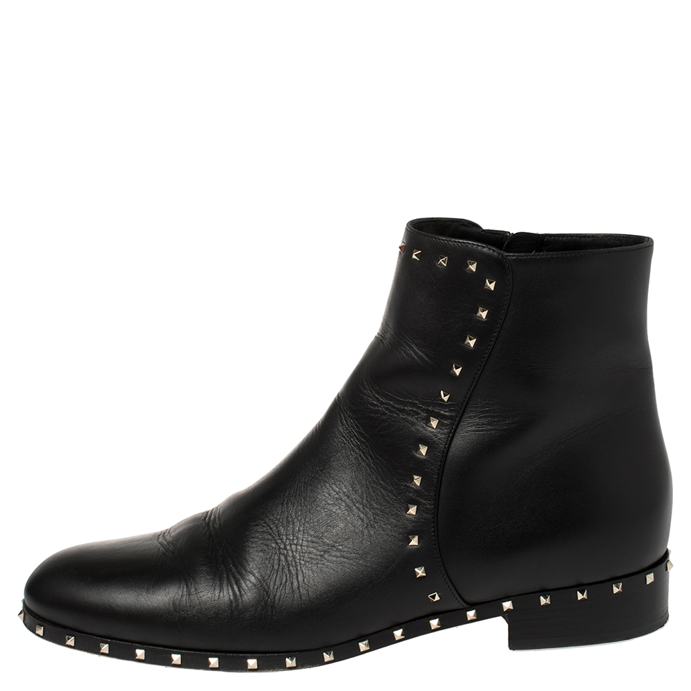 

Valentino Black Leather Rockstud Ankle Boots Size