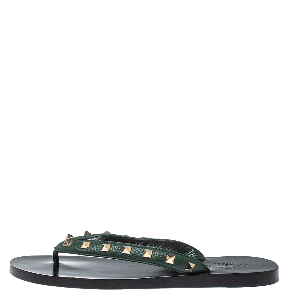 

Valentino Green Leather Rockstud Flat Thong Sandals Size