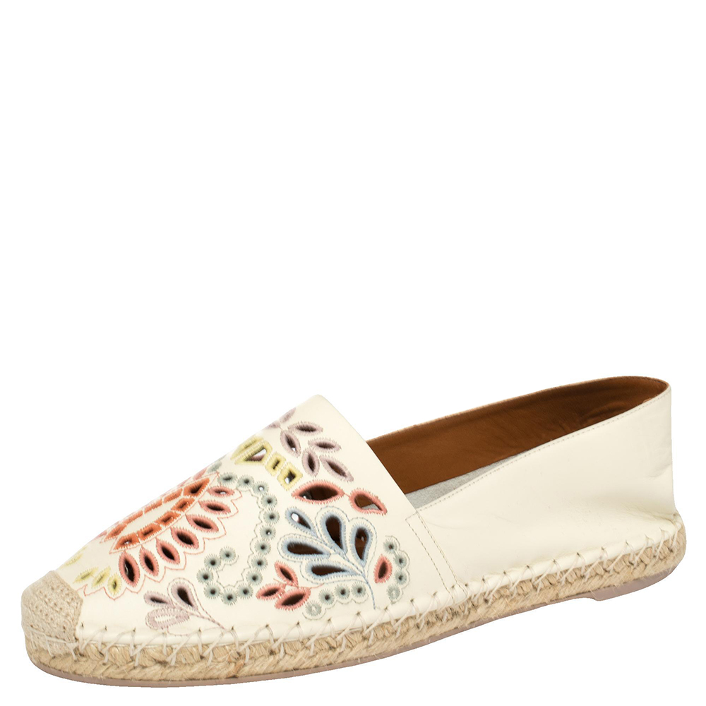 Pre-owned Valentino Garavani Off White Embroidered Cut Out Leather A Jour Flat Espadrilles Size 39 In Multicolor