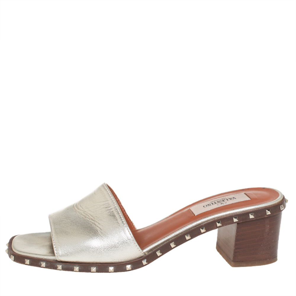 

Valentino Gold Leather Rockstud Slide Sandals Size