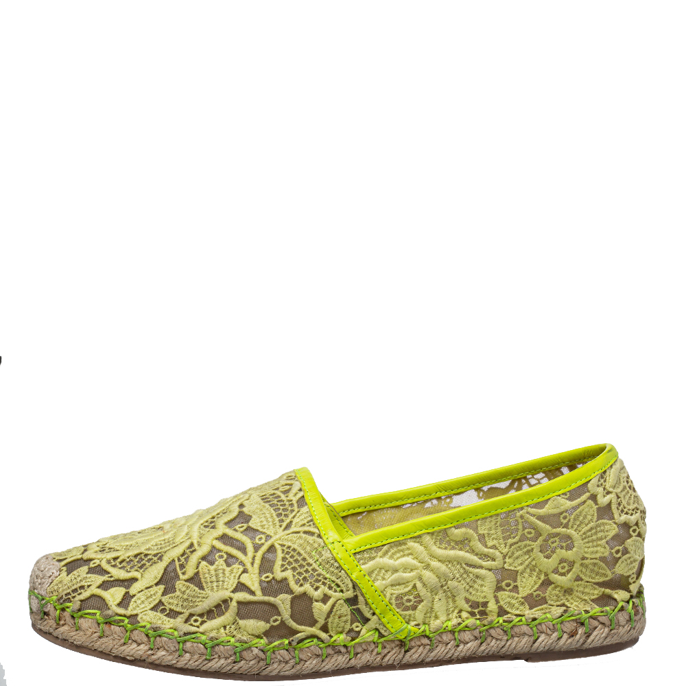 

Valentino Yellow Lace Espadrille Flats Size