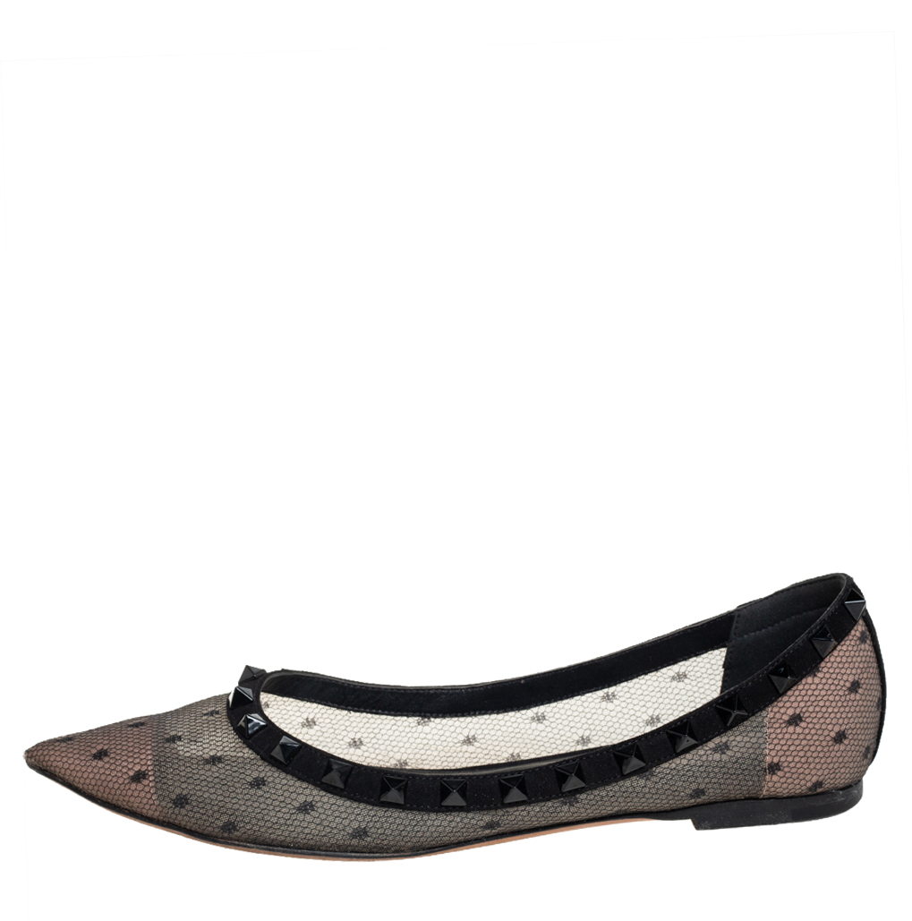 

Valentino Black Lace And Suede Rockstud Ballet Flats Size, Beige