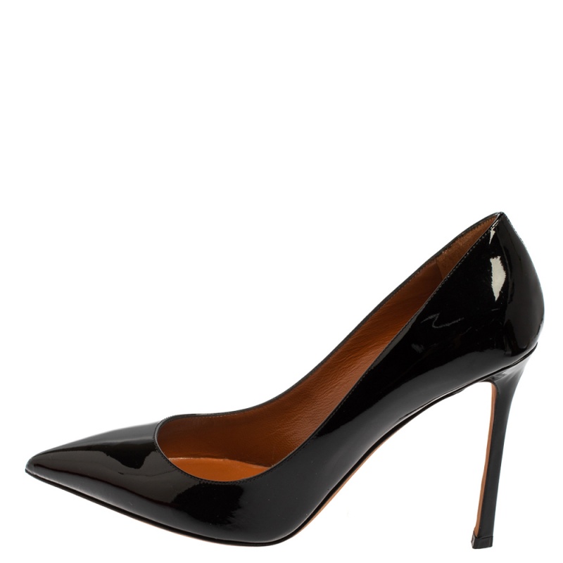 

Valentino Black Patent Leather Pointed Toe Pumps Size