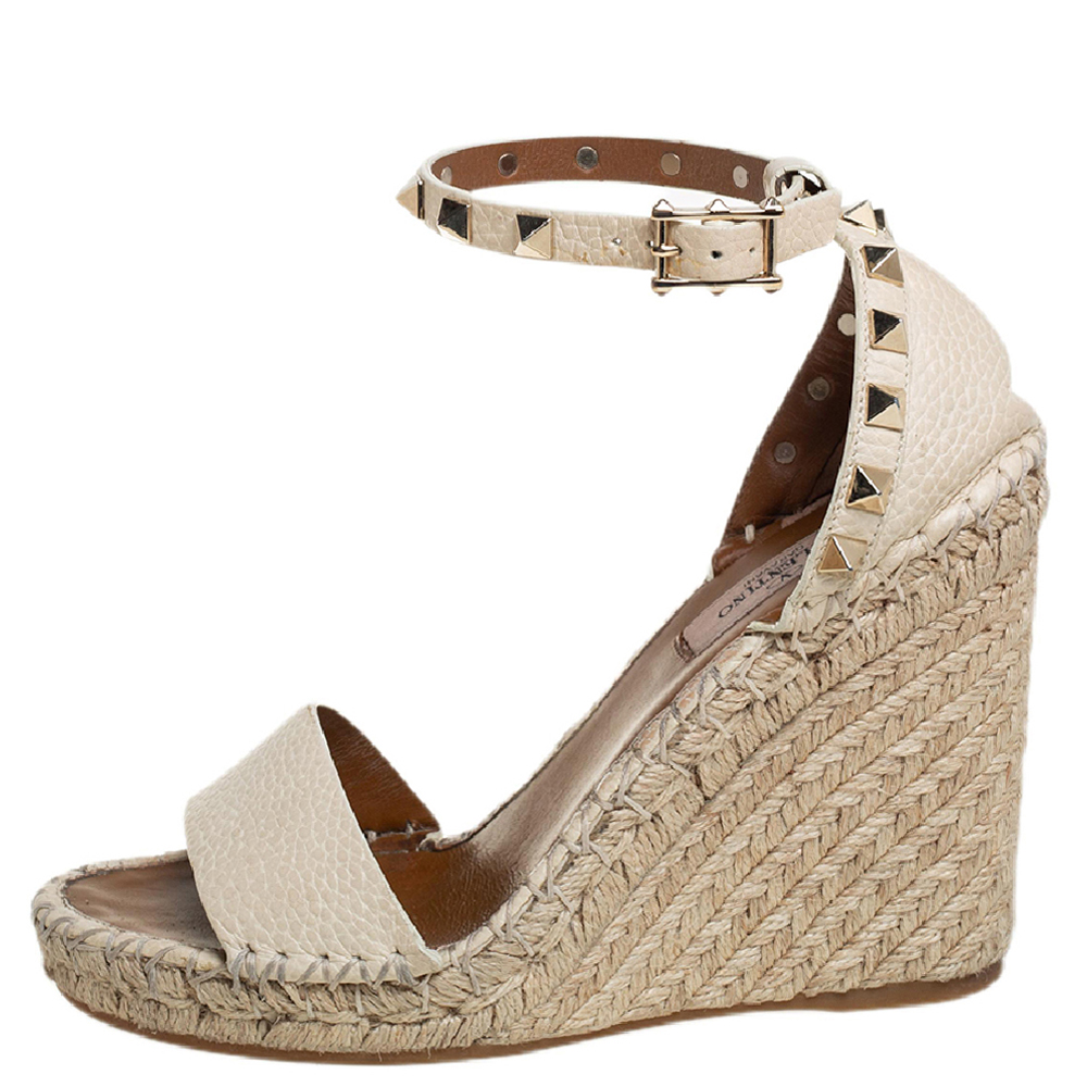 

Valentino Cream Leather Rockstud Wedge Ankle Strap Sandals Size