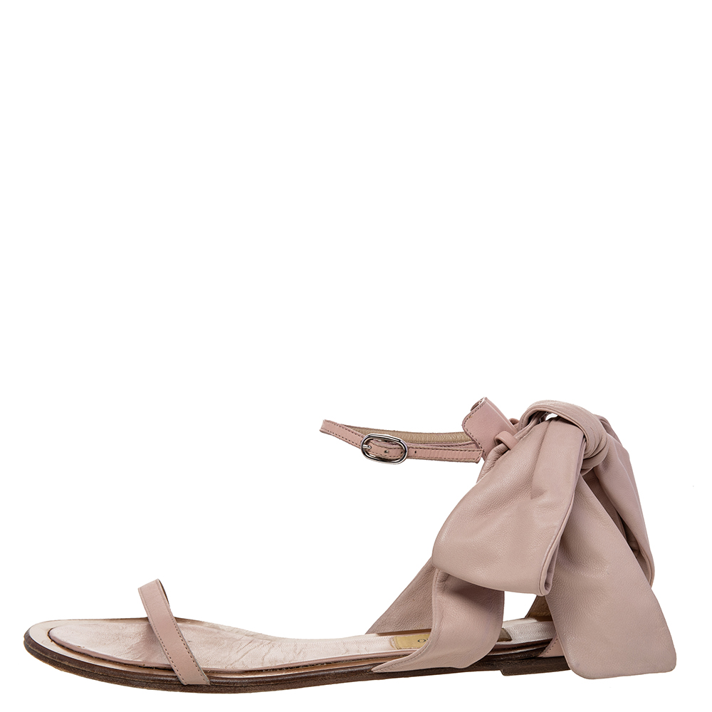 

Valentino Nude Pink Leather Bow Flat Sandals Size