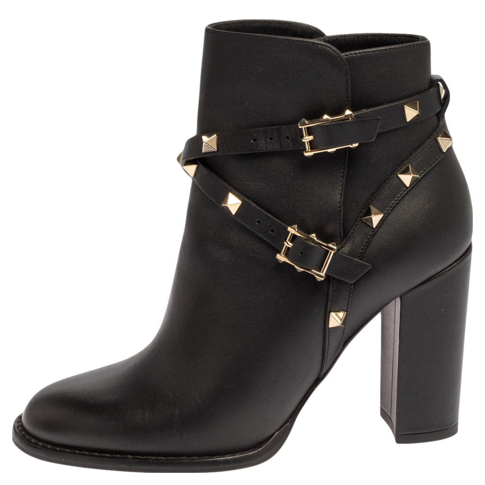 

Valentino Black Leather Rockstud Ankle Boots Size