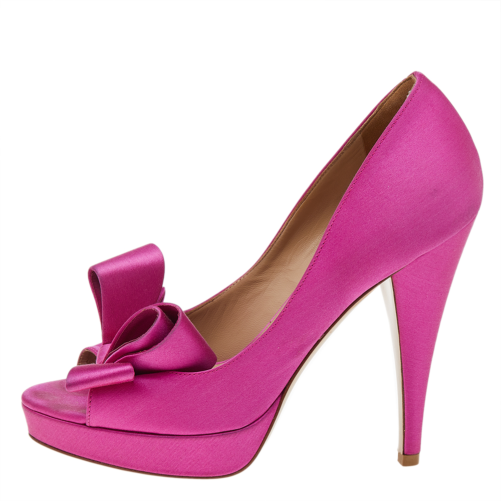 

Valentino Pink Satin Bow Platform Pumps Size