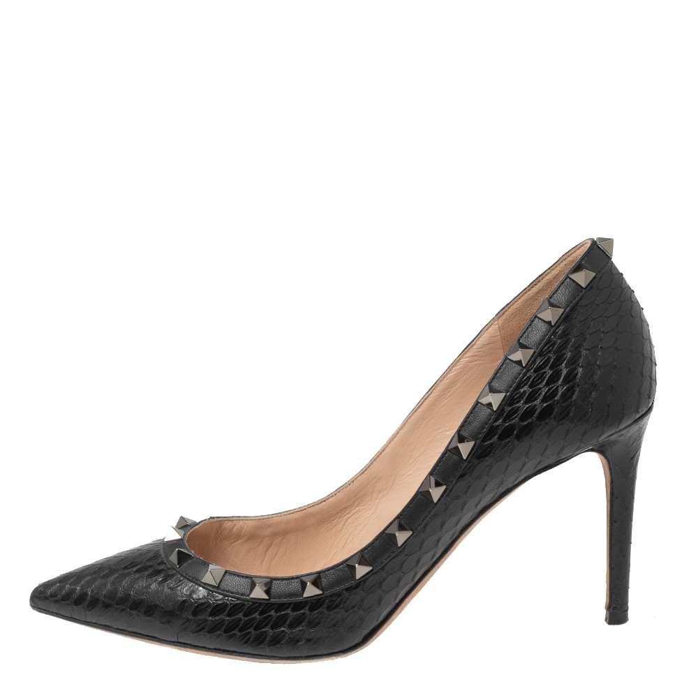 

Valentino Black Snakeskin and Leather Rockstud Pumps Size