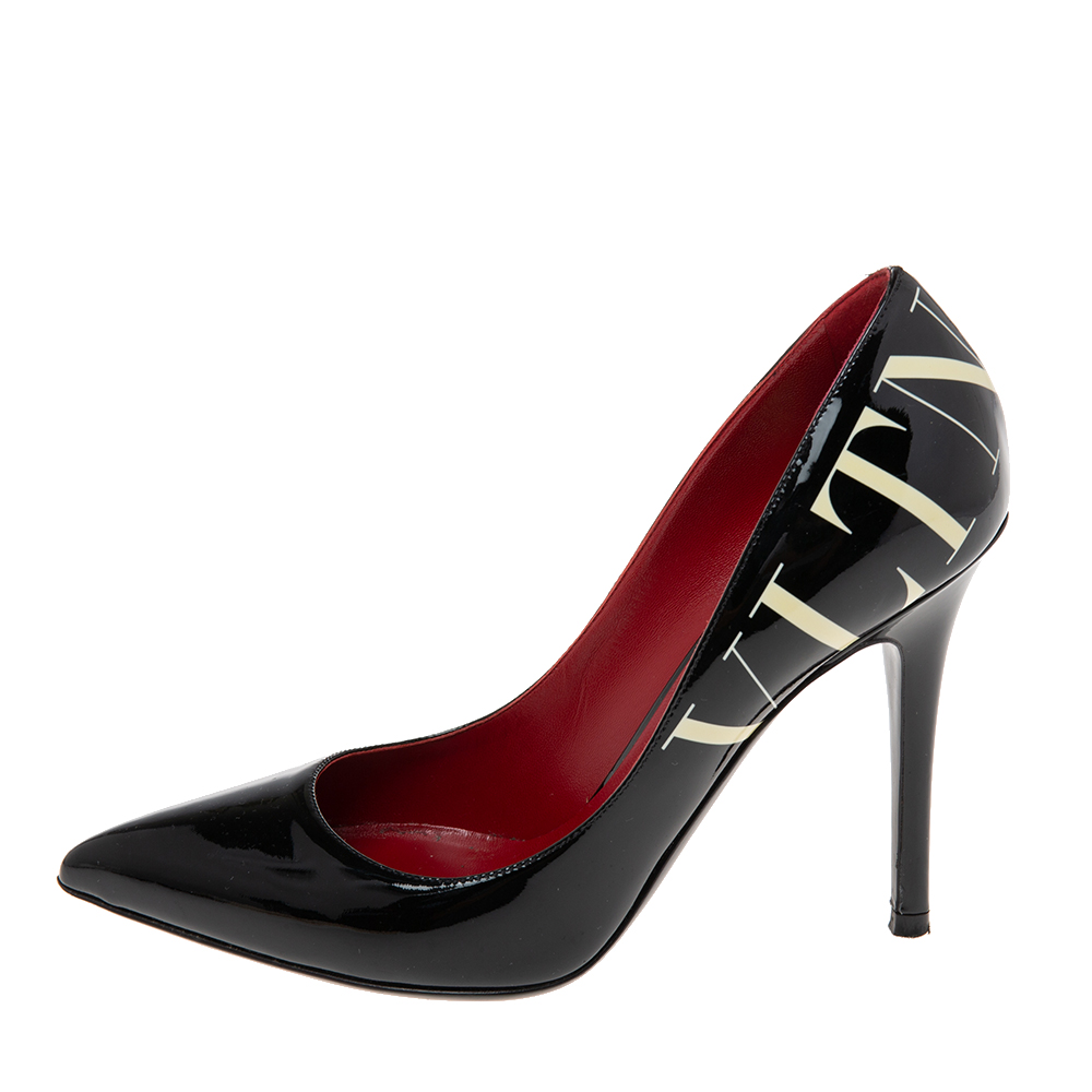 

Valentino Black Patent Leather VLTN Pointed-Toe Pumps Size