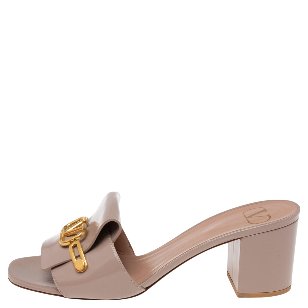 

Valentino Nude Patent Leather VLogo Block Heel Slide Sandals Size, Beige