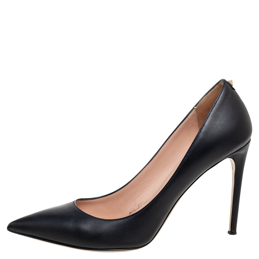 

Valentino Black Leather Pointed-Toe Pumps Size