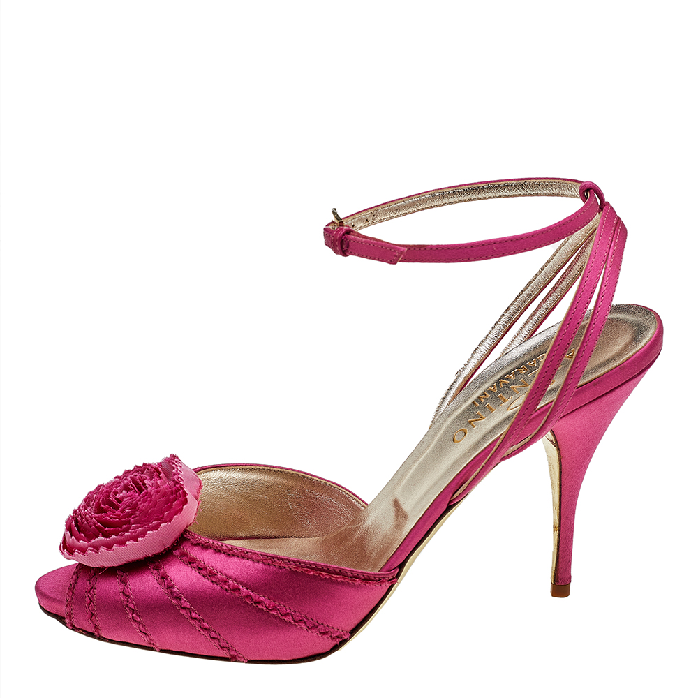 

Valentino Pink Satin Flower Applique Ankle Strap Sandals Size