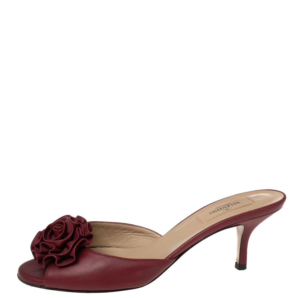 

Valentino Burgundy Leather Flower Applique Slide Sandals Size