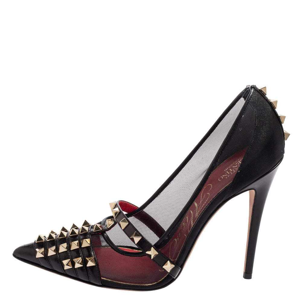 

Valentino Black Leather and Mesh Rockstud Alcove Pumps Size