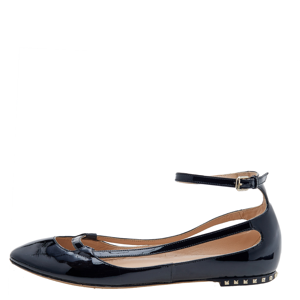 

Valentino Black Patent Leather Ankle Strap Ballet Flats Size