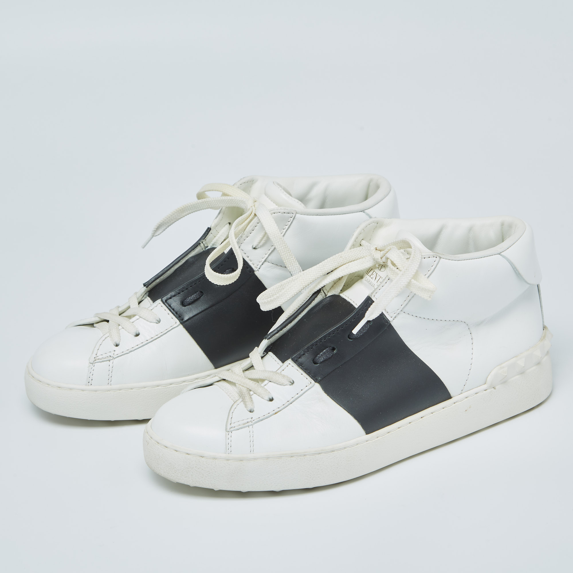 

Valentino White/Black Banded Leather High Top Sneakers Size