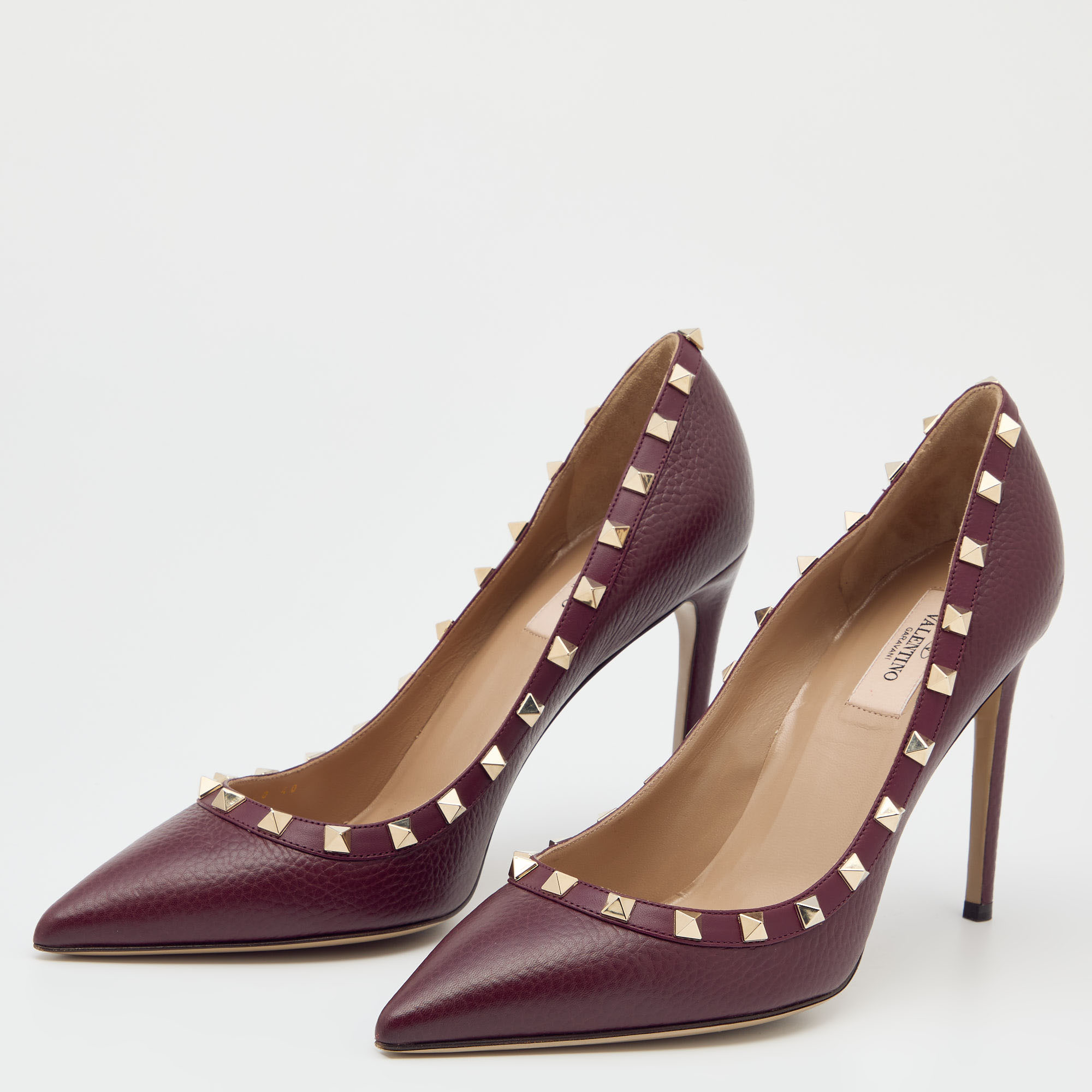 

Valentino Burgundy Leather Rockstud Pointed Toe Pumps Size