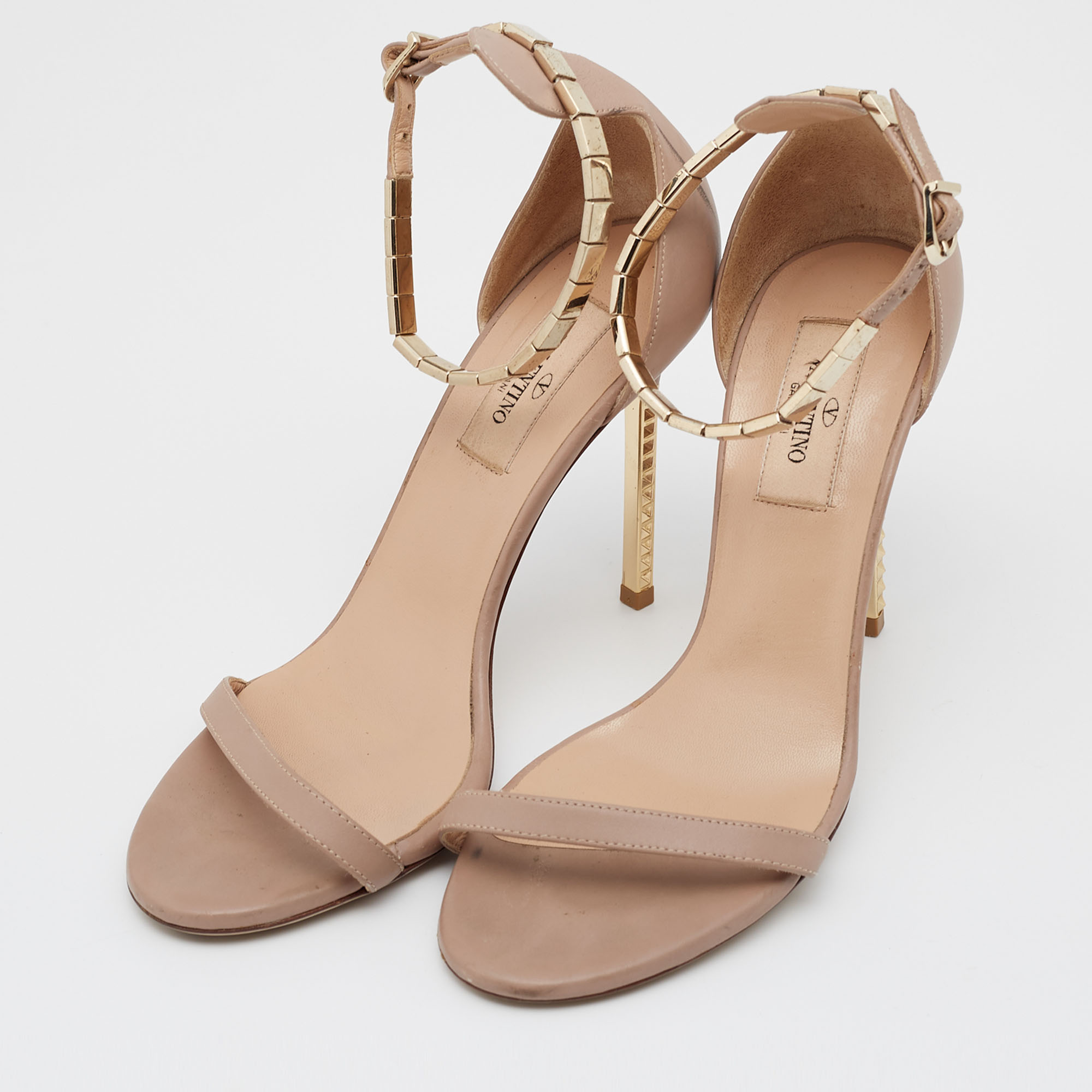 

Valentino Beige Leather Embellished Ankle Strap Sandals Size