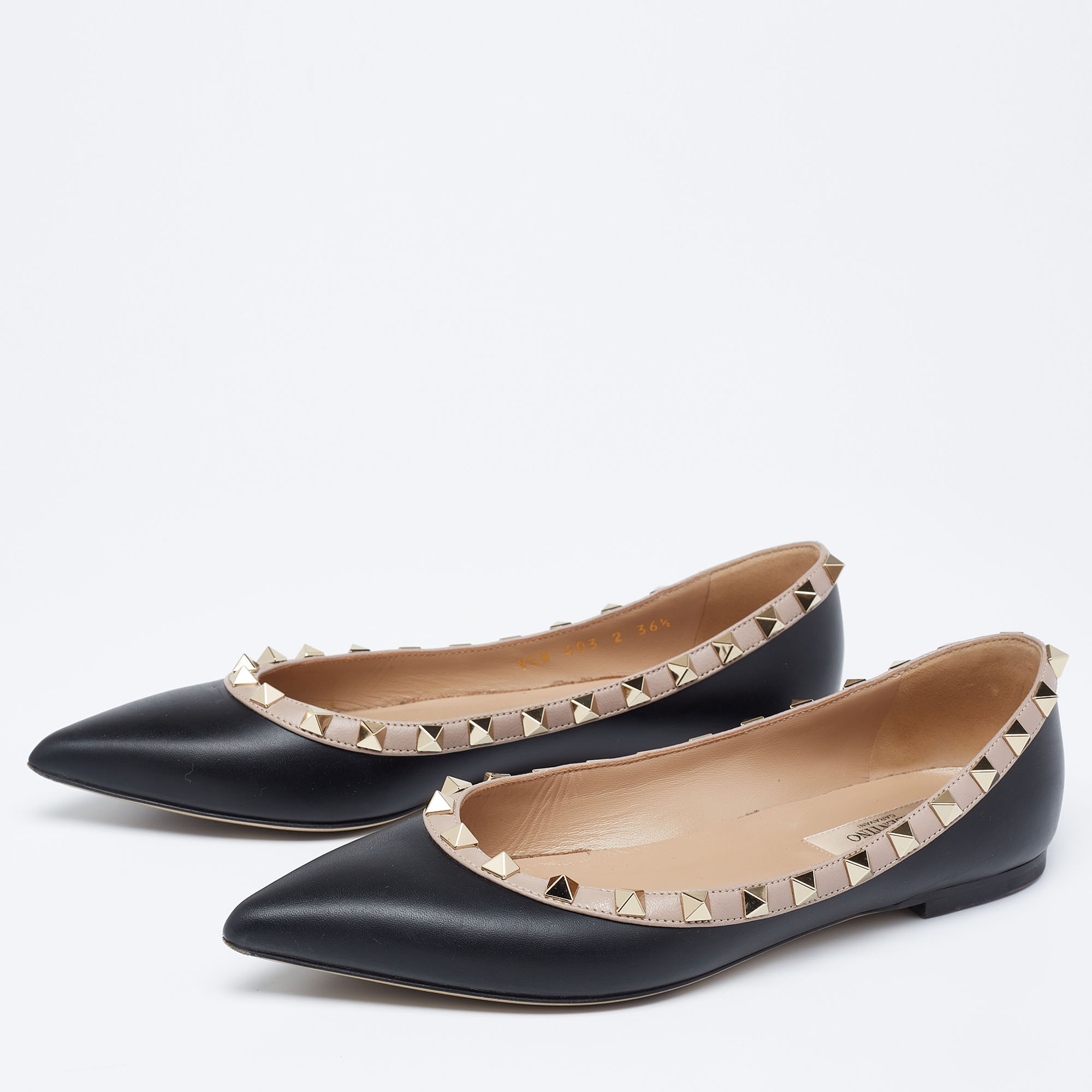 

Valentino Black/Beige Leather Rockstud Ballet Flats Size