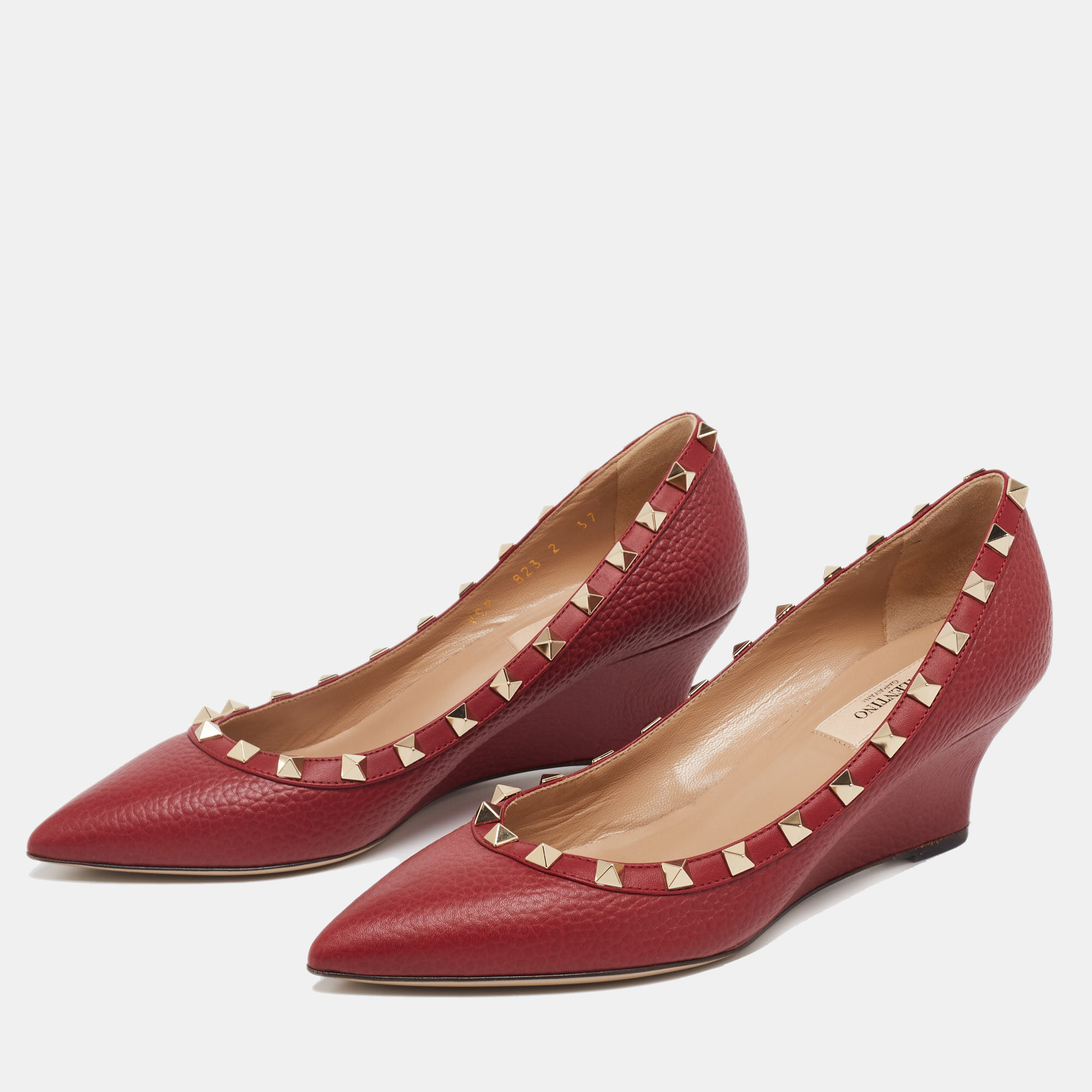 

Valentino Burgundy Leather Rockstud Pointed Toe Wedge Pumps Size