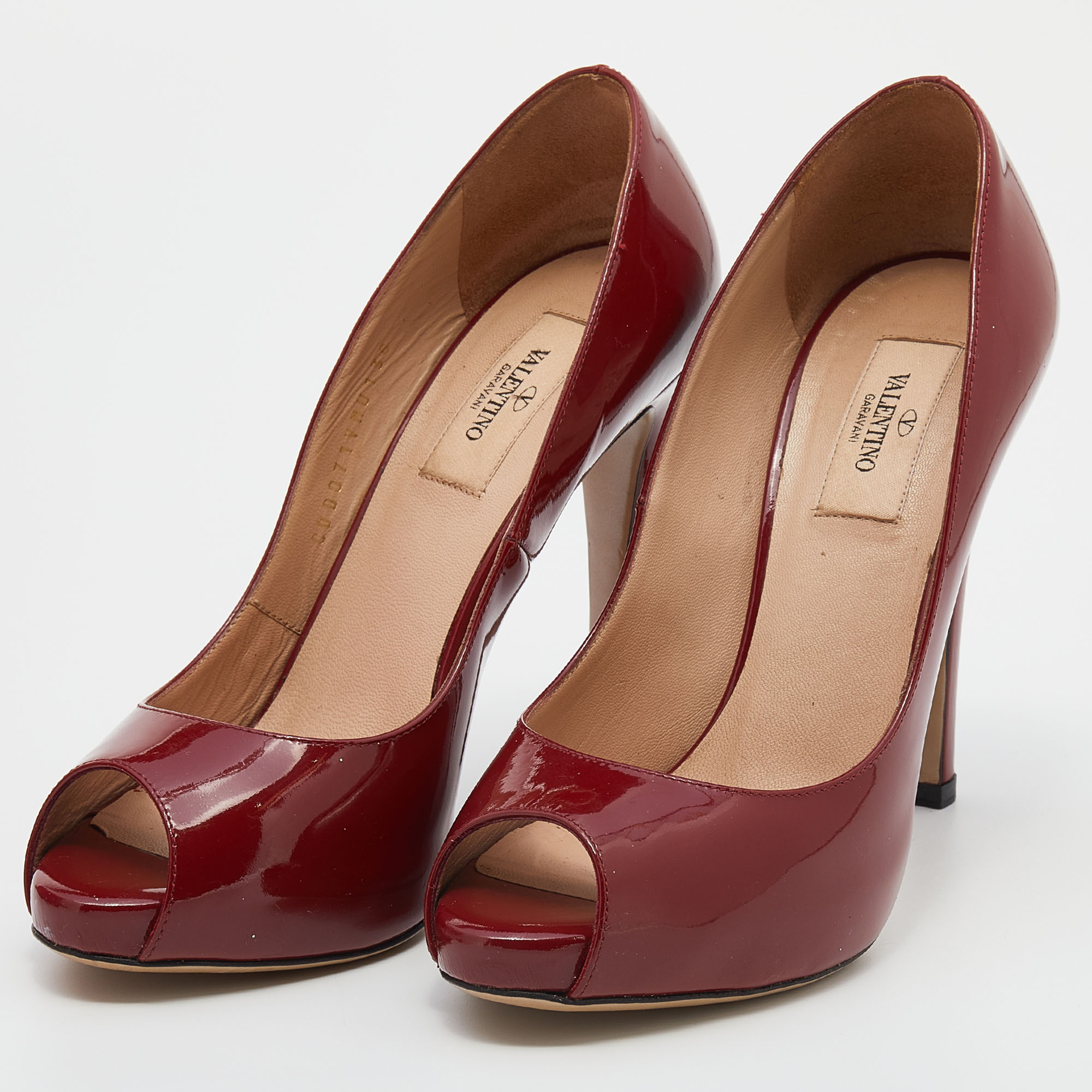

Valentino Red Patent Leather Rockstud Embellished Heel Peep Toe Pumps Size