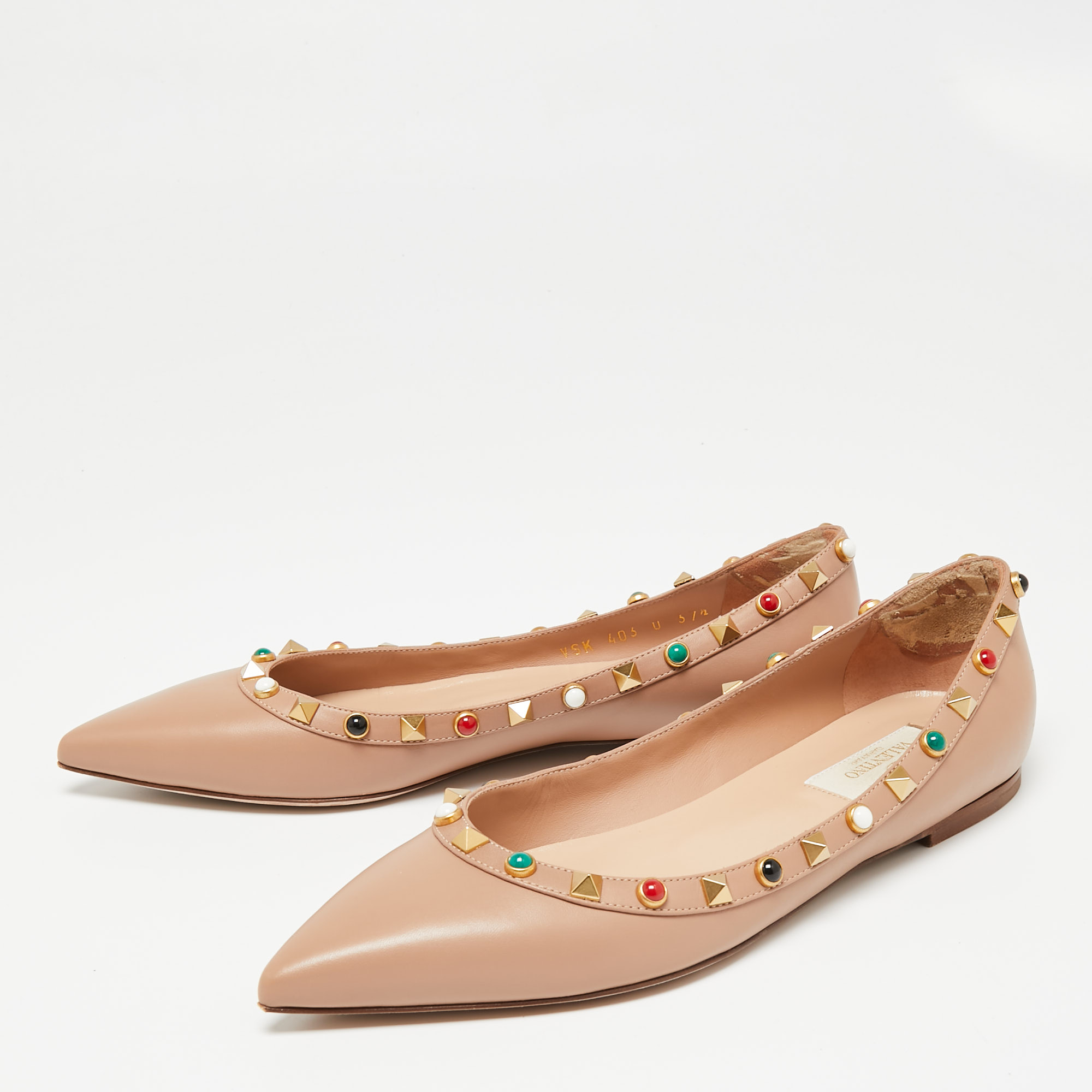 

Valentino Nude Leather Rolling Rockstud Ballet Flats Size, Beige