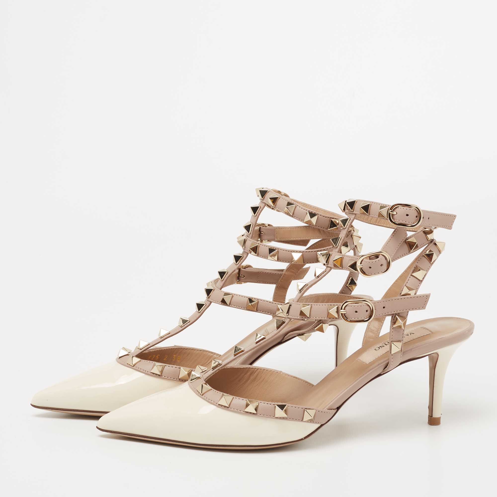 

Valentino White/Beige Patent Leather Rockstud Strappy Pointed Toe Sandals Size